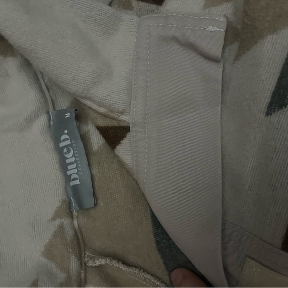 Aztec Pattern Pullover - Picture 2 of 2